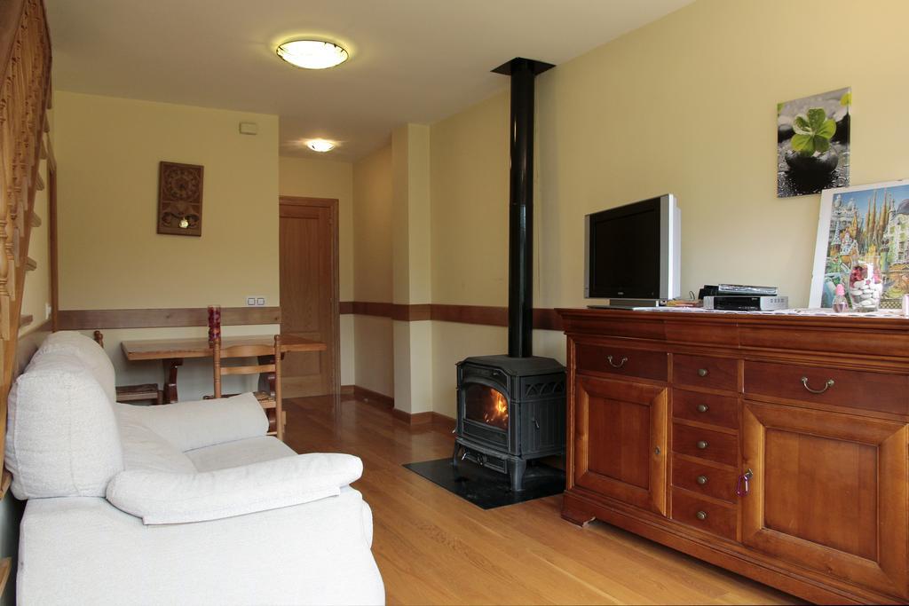 Apartamentos Irati Olaldea Oroz-Betelu Екстериор снимка