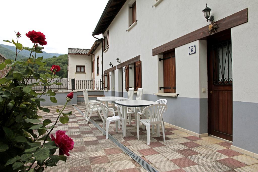 Apartamentos Irati Olaldea Oroz-Betelu Екстериор снимка